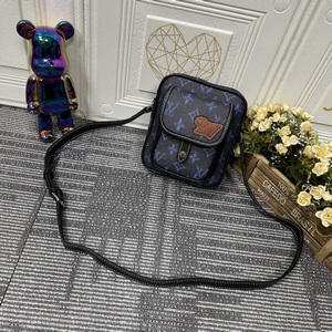 LV Handbags 835